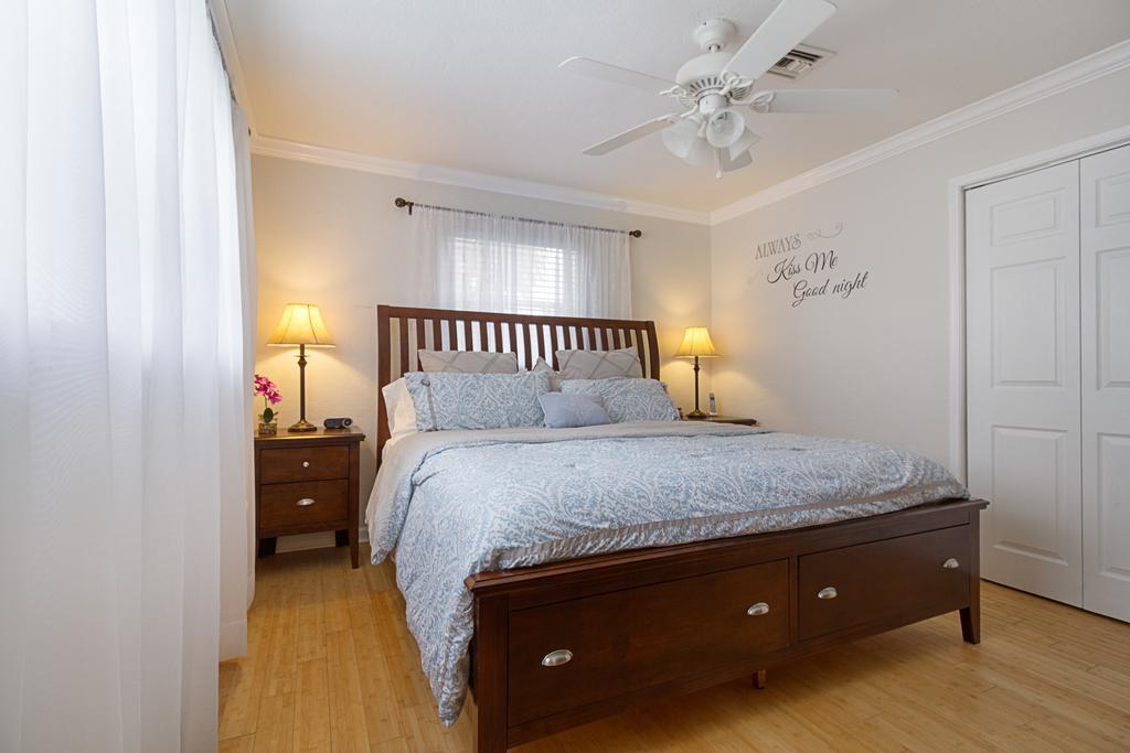 Beachway Per Ankh Pompano Beach Exterior foto